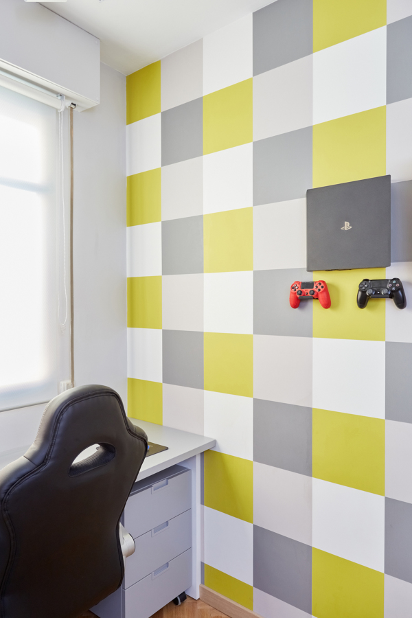 Diseño y Ejecución de Dormitorio Juvenil "A Cuadros"