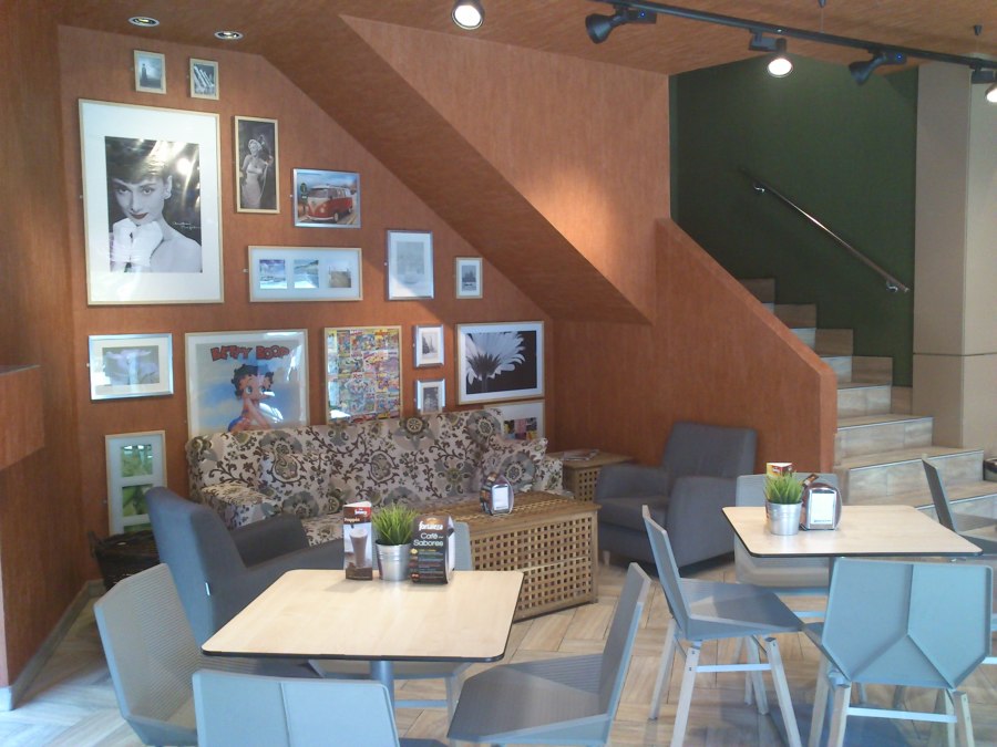 Diseño y ejecucion integral de Bar Esaki Bilbao