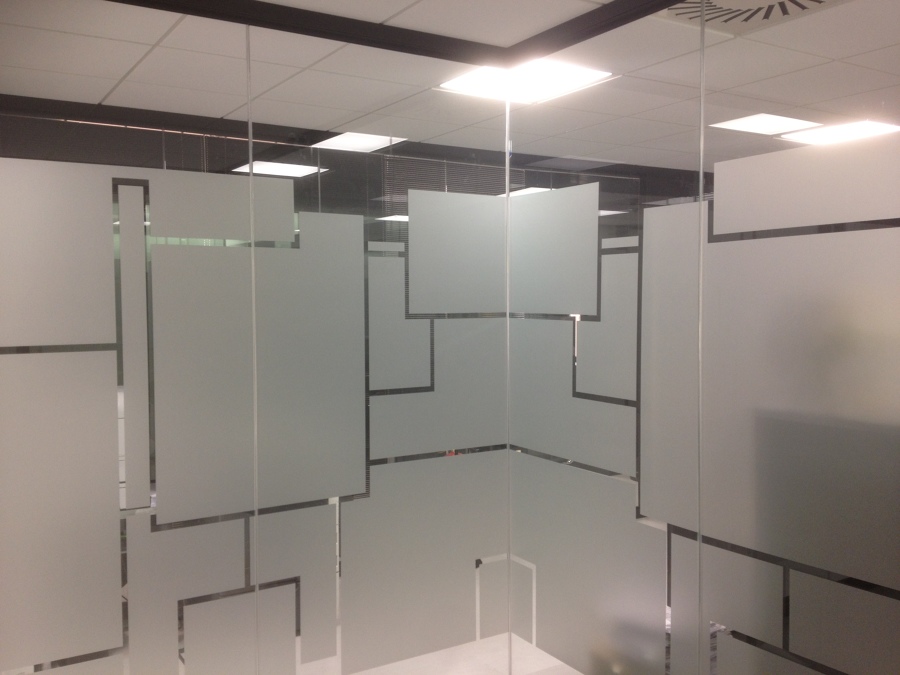 DISEÑOS EN VINILO A MEDIDA PARA CLIENTES