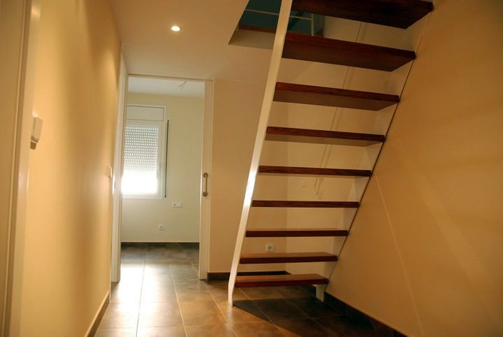 Distribuidor - Acceso dormitorio