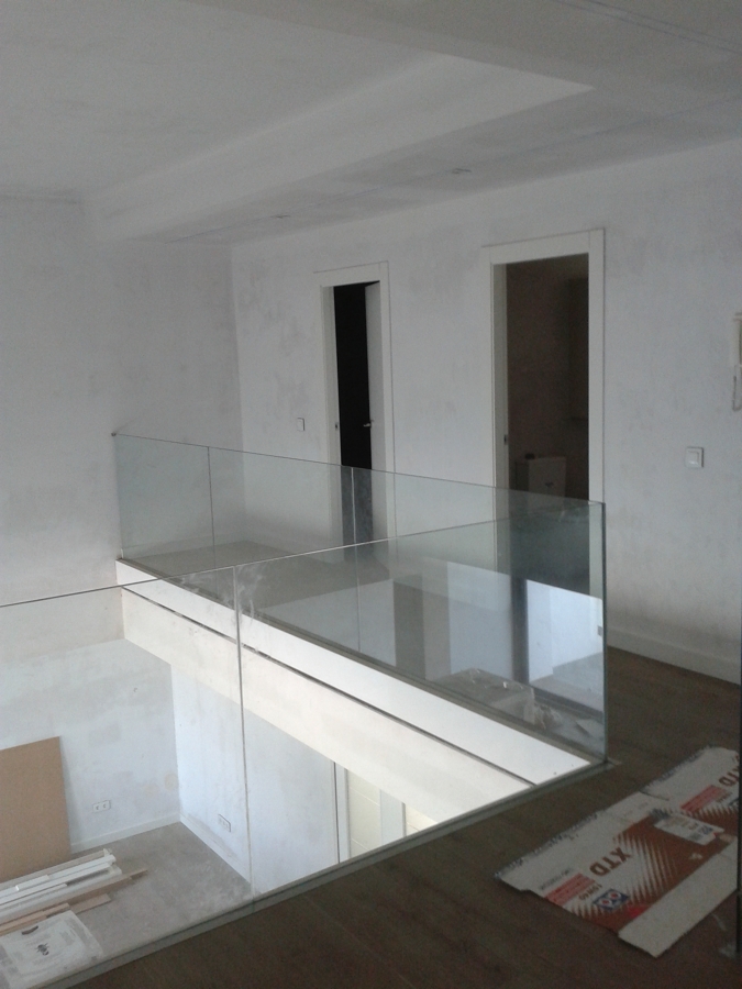 DISTRIBUIDOR PRIMERA PLANTA