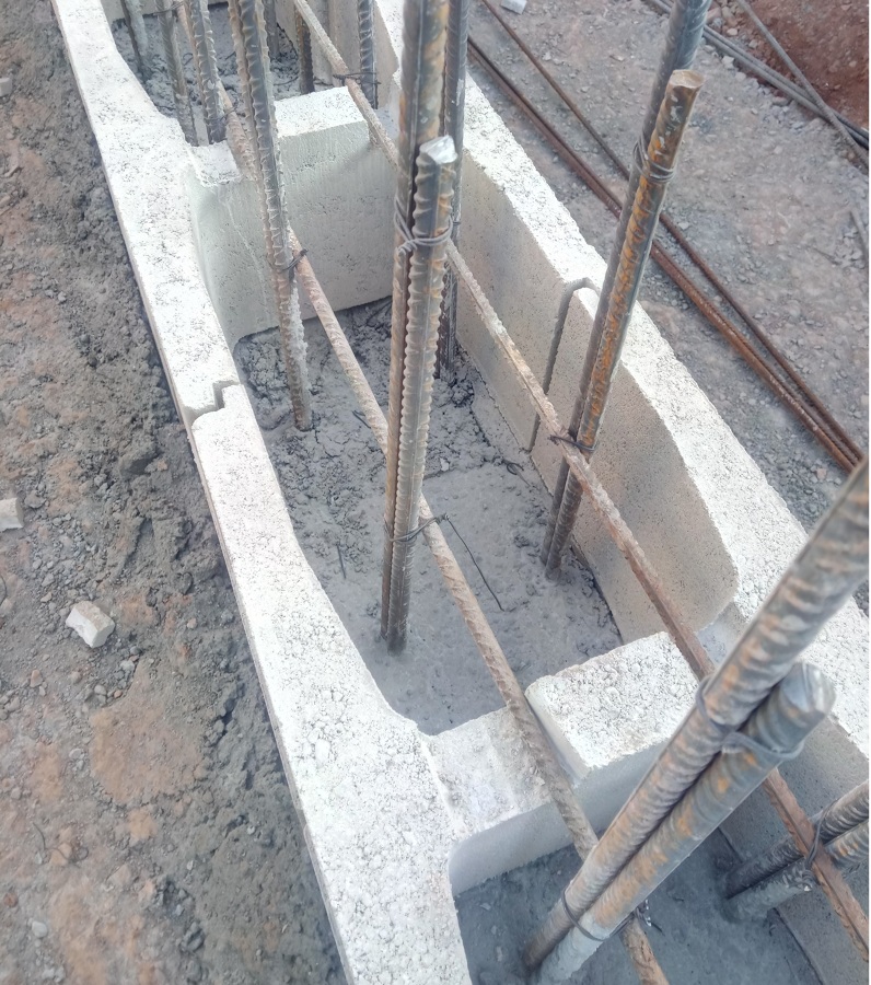 Doble armadura del muro de contención.
