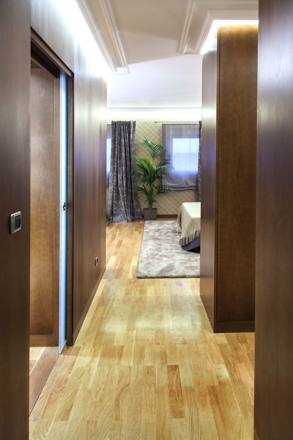 DORMITORIO CON BAÑO Y VESTIDOR