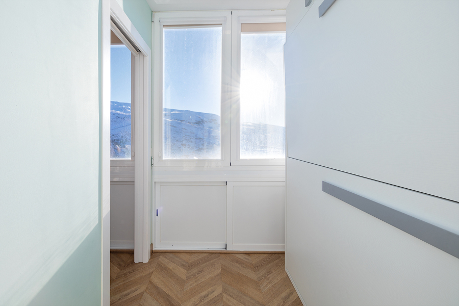 Dormitorio con literas extraíbles