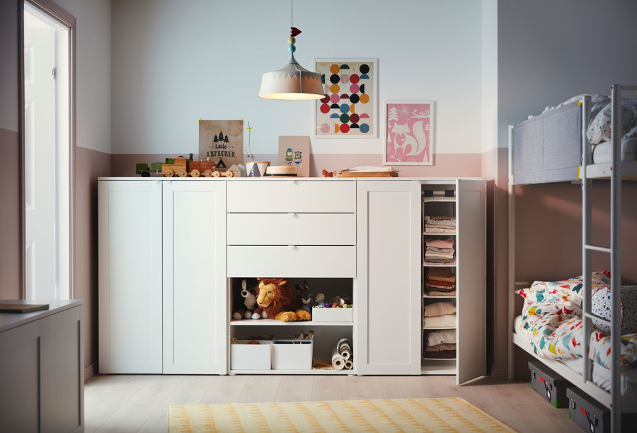 Dormitorio de niños con literas de IKEA