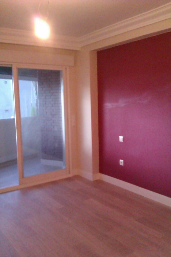 DORMITORIO EN DOS COLORES