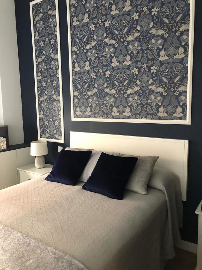 Dormitorio. pared cabecero