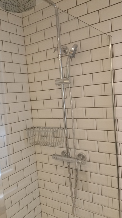 DUCHA BAÑO DORMITORIO