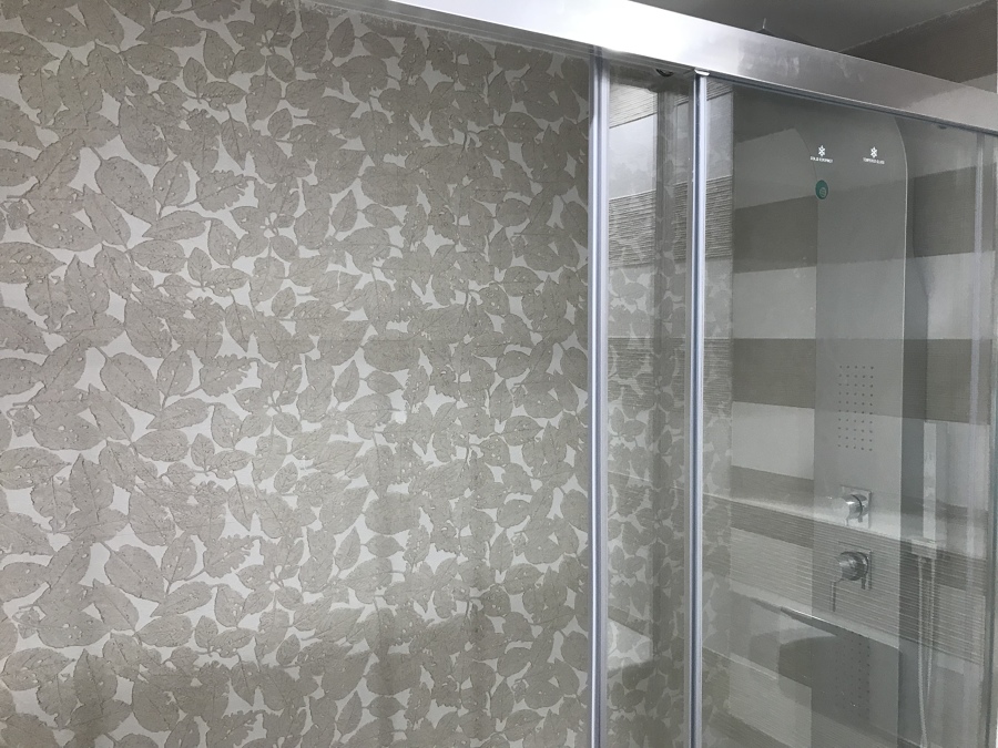 Ducha con Ceramica porcelanosa