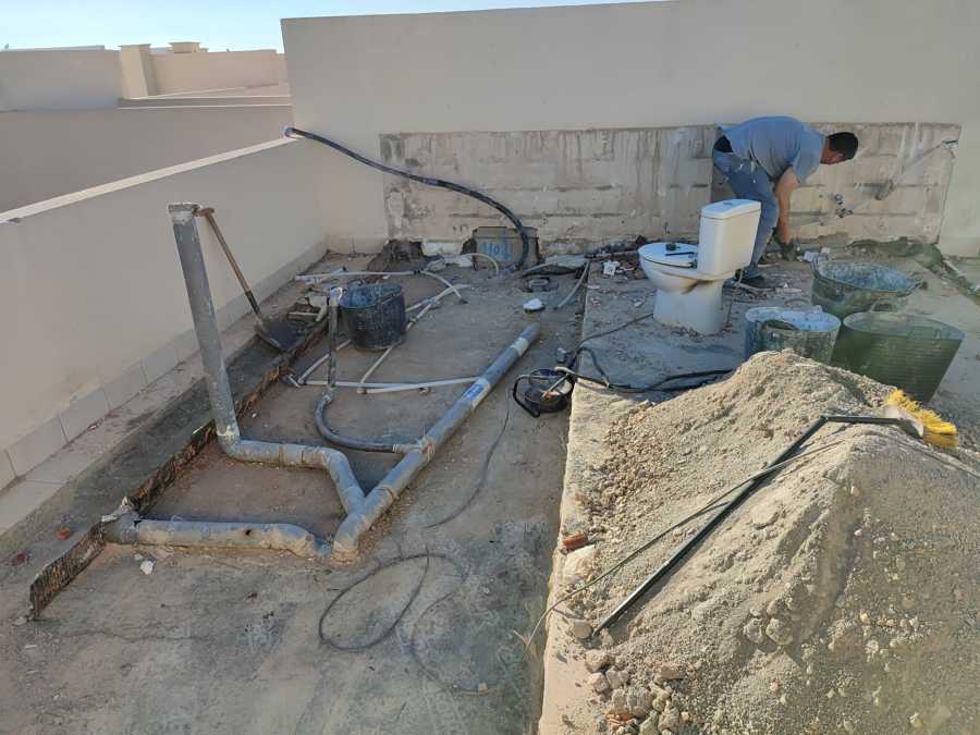 Durante los trabajos  de fontaneria