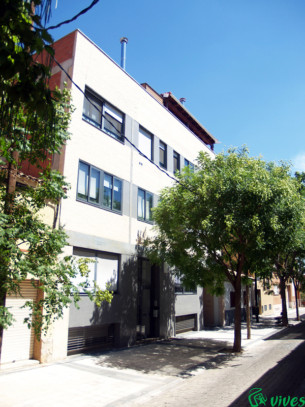 Edificio de pisos construido en Zaragoza