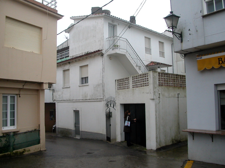 Edificio de viviendas en Portonovo_02