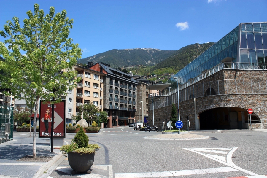 Edificio plurifamiliar a Escaldes (Andorra)