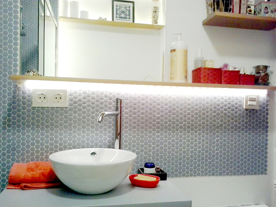 El baño de Estela por emmme studio