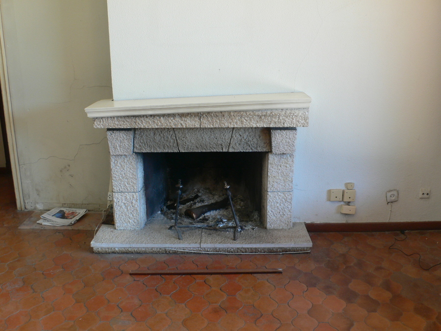 El Portiello, foto de la chimenea existente.