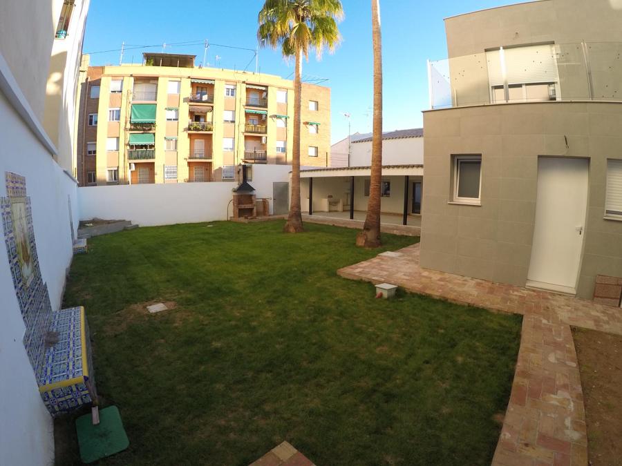 El primer corte del cesped