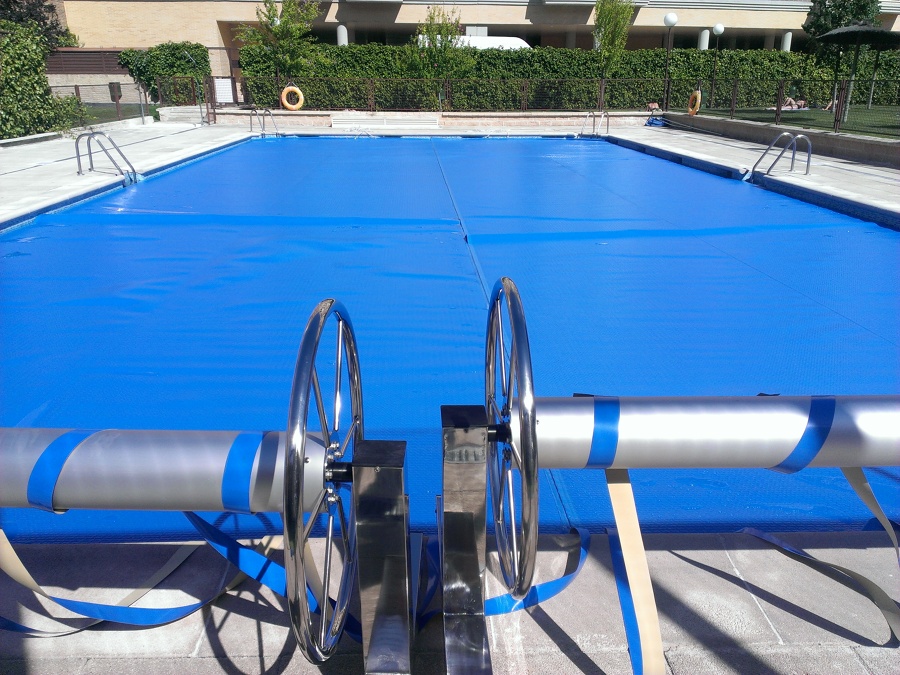 Elaboración cobertor solar y enrolladores a medida