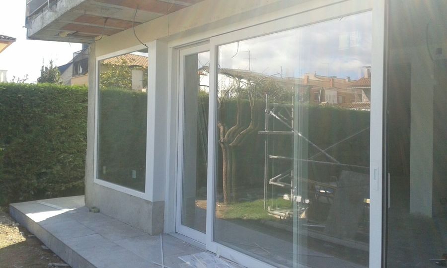 Elevable PVC vista desde  L´exterior 
