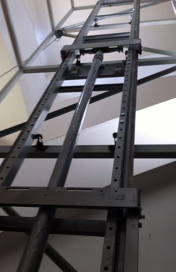 ELEVADOR DOMÉSTICO 02