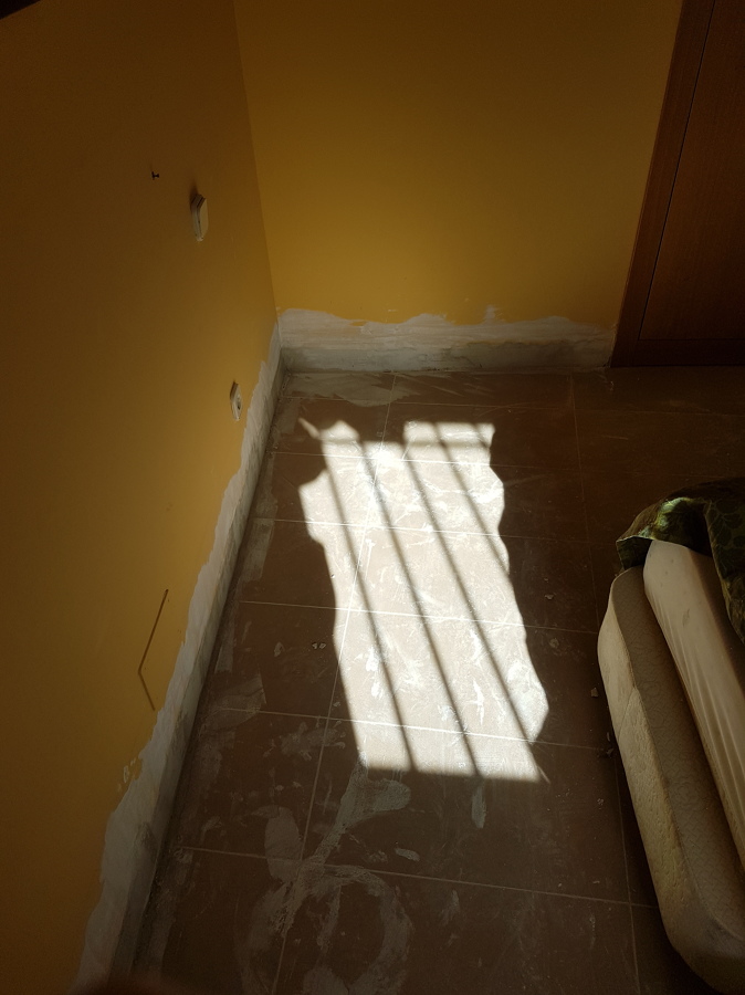 ELIMINACION DE RODAPIES CERAMICOS 