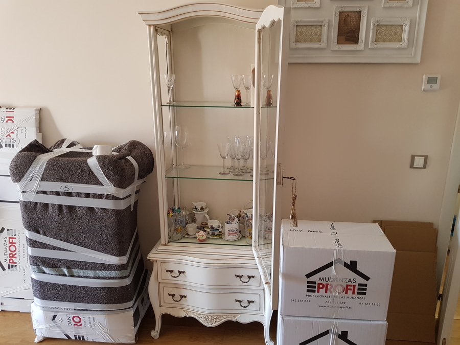 Embalaje copas y mobiliario