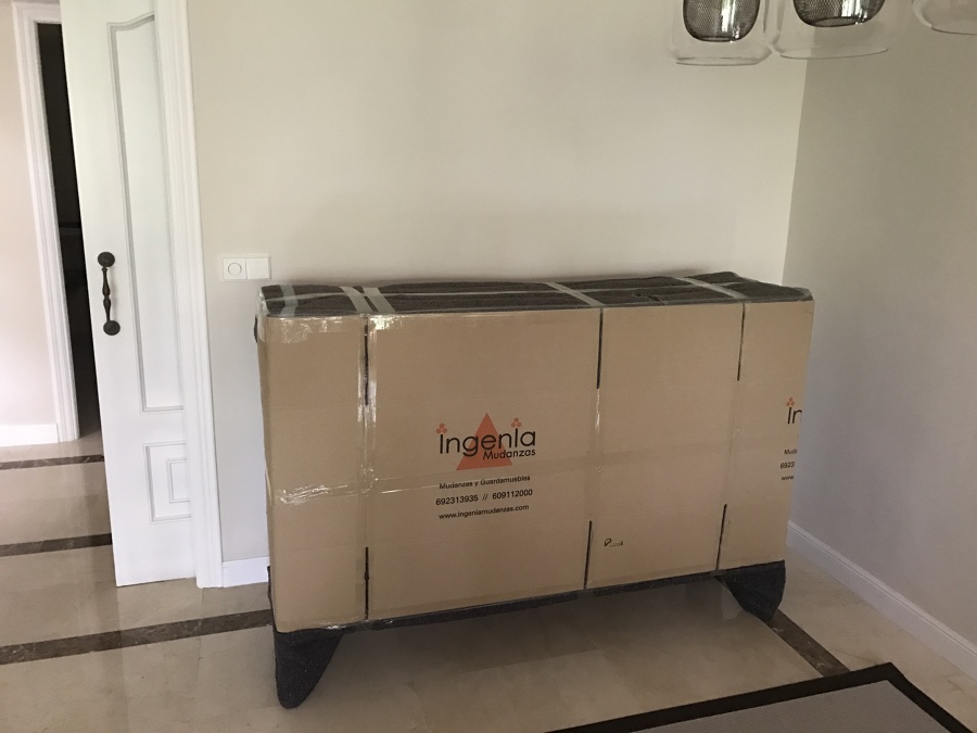 Embalaje de Mueble-Comoda