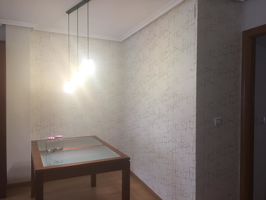 Empapelado de paredes de comedor