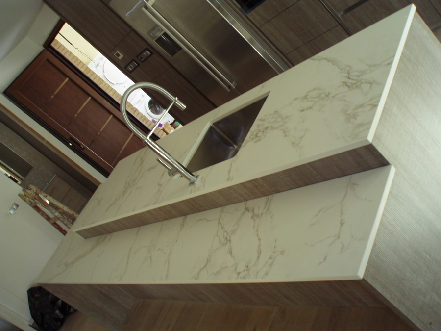 ENCIMERA DEKTON ENZO