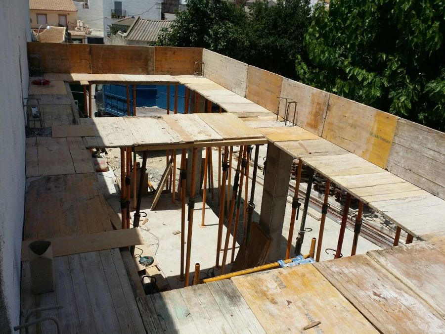 Encofrado de madera.