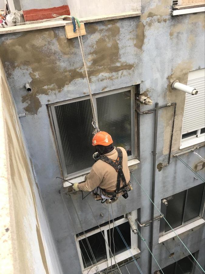 ENFOSCADO DE ZONAS ANTERIORMENTE PICADAS