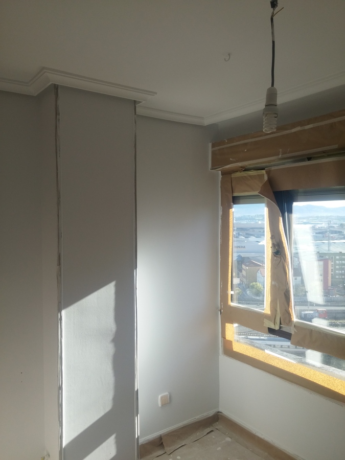 Enlucido de paredes/techos y pintado