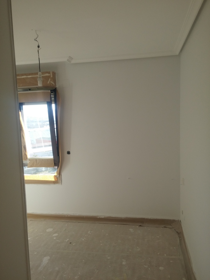 Enlucido de paredes/techos y pintado