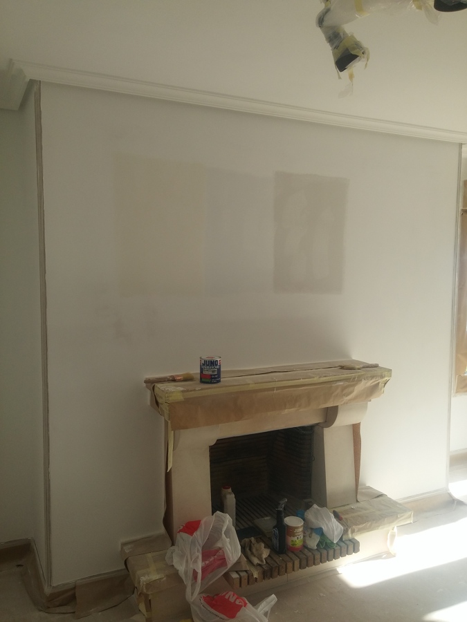 Enlucido de paredes y techos.