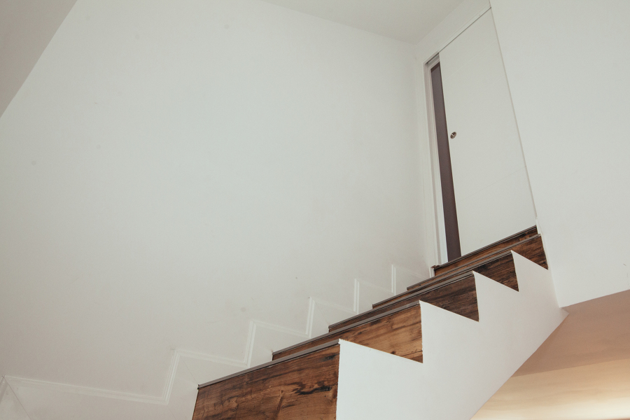 Entarimado de escalera y rodapie