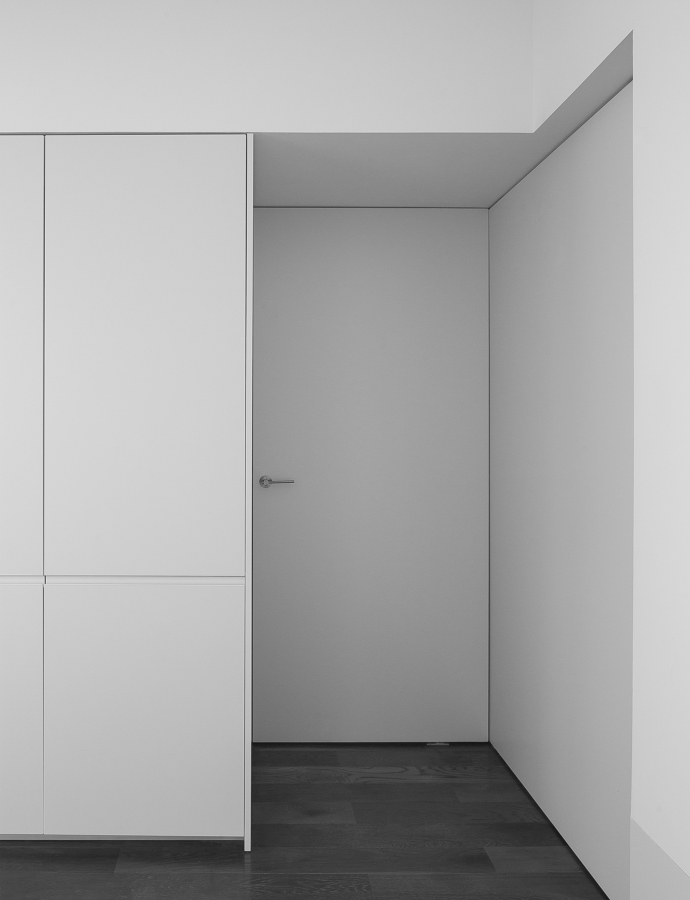 ENTRADA HABITACIÓN 1 Y BAÑO - DETALLE PUERTAS