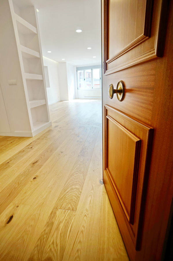 Entrada piso reforma integral en Madrid