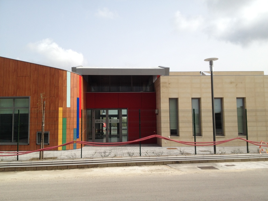 Entrada Principal Escuela Infantil Sol