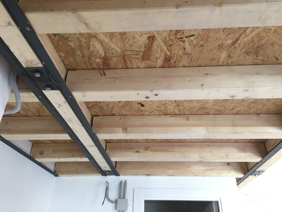 Entreplanta suspendida