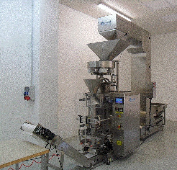 Envasadora Vertical, dosificador volumetrico