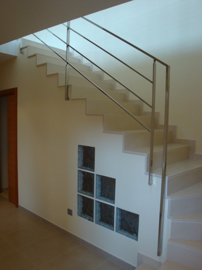 Escalera Acceso a Planta Primera