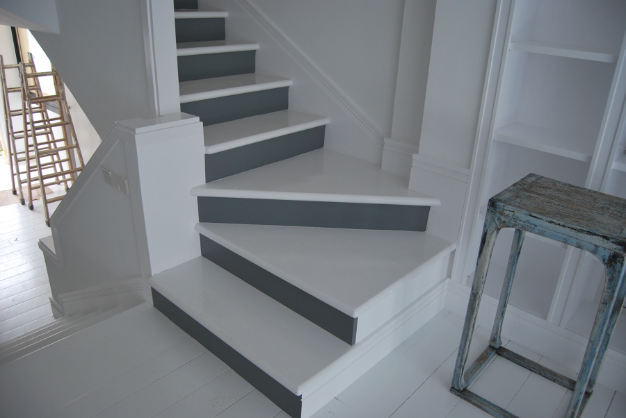 ESCALERA ACCESO DEL SALON A LA PLANTA 1ª