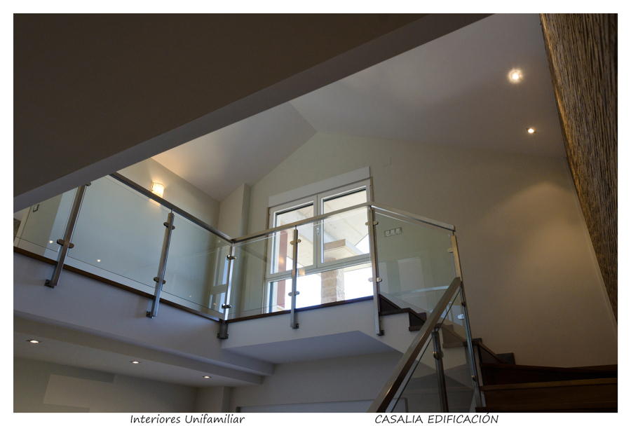 Escalera acceso planta primera