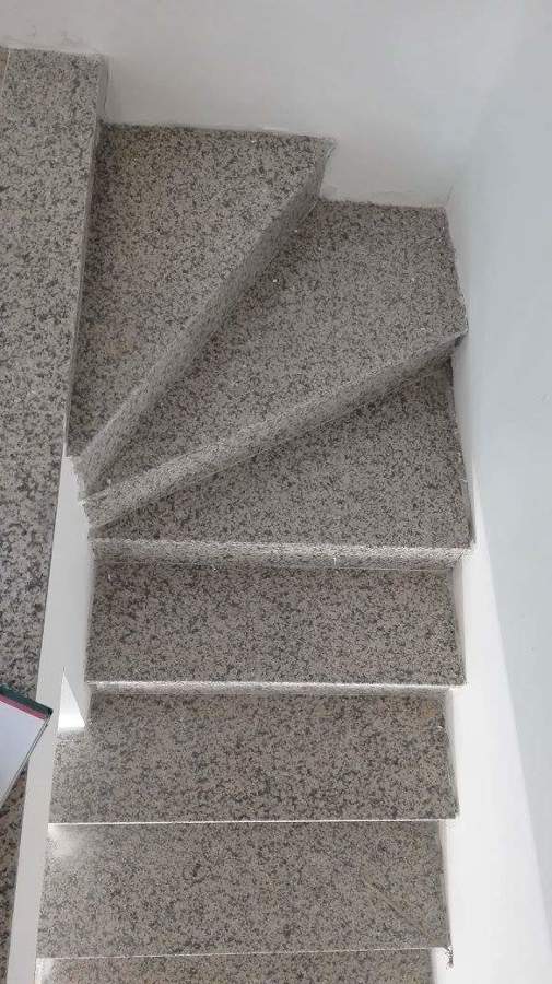 Escalera antes del forrado