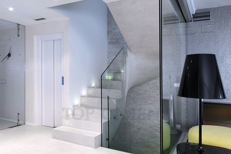 Escalera con microcemento