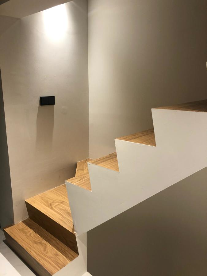 Escalera de madera