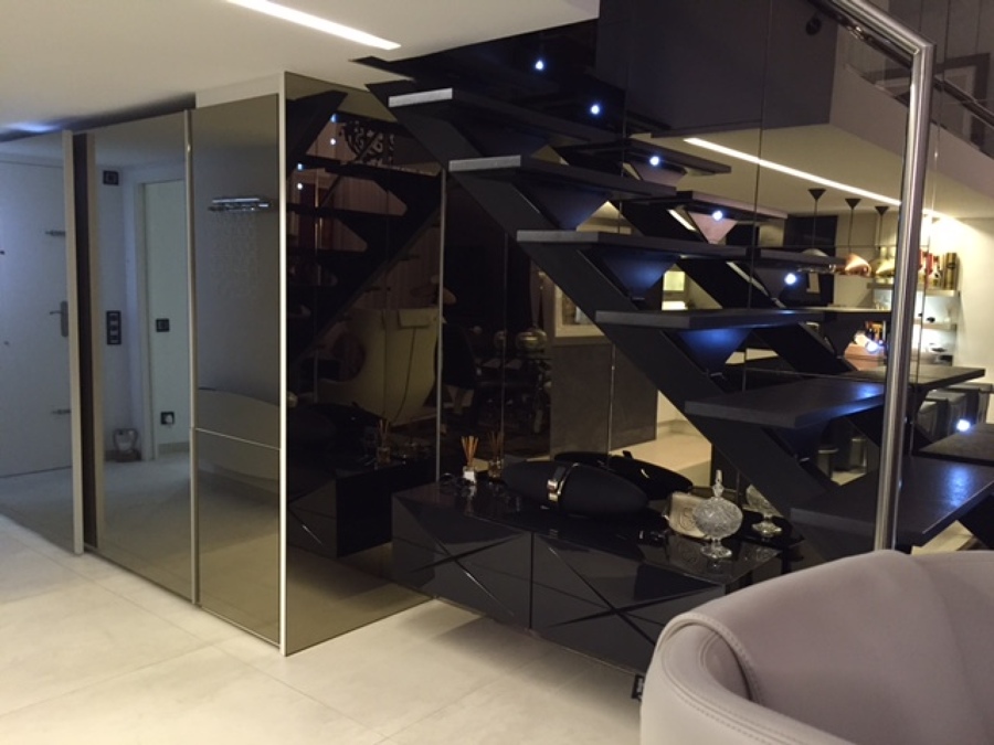 ESCALERA DESPUÉS C/ DIPUTACION