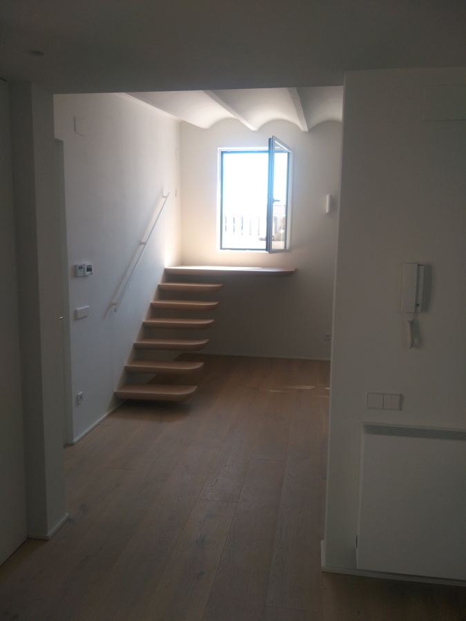 ESCALERA DISEÑO MADERA