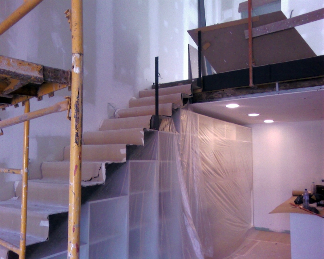 Escalera en construcción