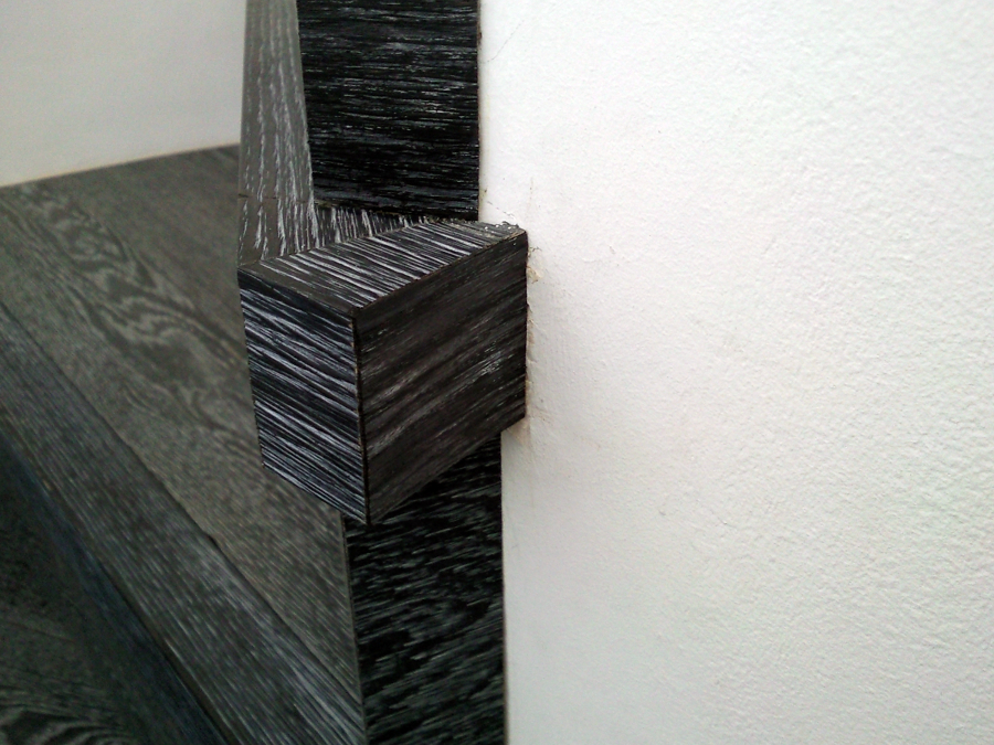 ESCALERA FORRADA CON PARQUET FLOTANTE EUROWOOD ROBLE NEGRO CALÍZO