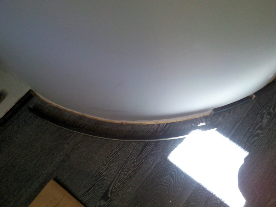 ESCALERA FORRADA CON PARQUET FLOTANTE EUROWOOD ROBLE NEGRO CALÍZO